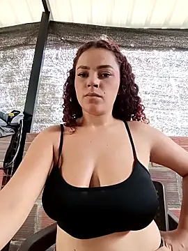 Mommy-Hot online show from November 2025 01:21:02 PM