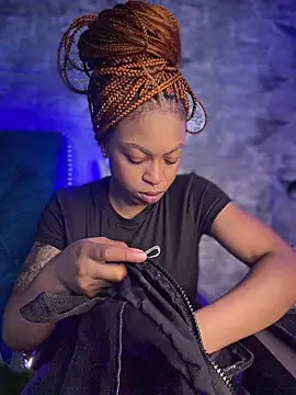 Melany Williams online show from April 2026 12:49:01 PM