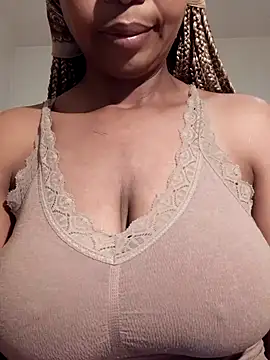 realsquirter online show from February 2025 07:52:01 PM