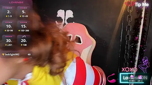 Snapshot of RoxaneEvans_ chatting on March 2025 01:24:02 PM RoxaneEvans  online show from March 2025 01:24:02 PM