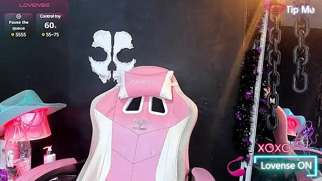 Snapshot of RoxaneEvans_ chatting on March 2025 10:21:02 AM RoxaneEvans  online show from March 2025 10:21:02 AM