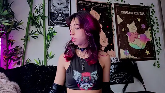 Snapshot of Nyx_nayla chatting on April 2026 07:37:01 PM Nyx nayla online show from April 2026 07:37:01 PM
