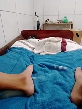 Leovmli online show from October 2025 08:52:01 PM