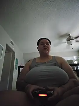 DevilDahm online show from November 2025 07:45:02 PM