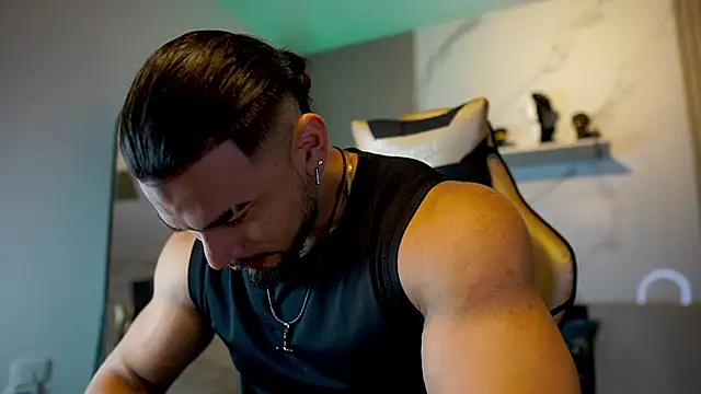 jaxon colton online show from October 2025 01:34:01 AM