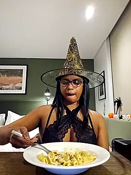 Snapshot of Sensual_indian7 chatting on October 2025 05:47:03 PM Sensual indian7 online show from October 2025 05:47:03 PM