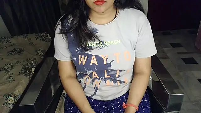 aarushi sharmaa online show from October 2025 05:25:01 PM