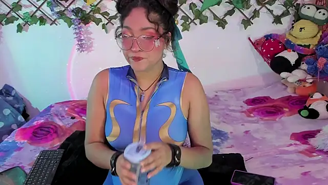 cutepie uwu  online show from January 2025 08:05:02 PM