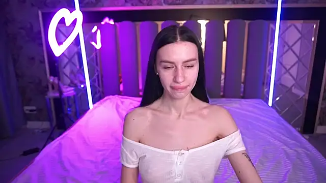 Snow WhiteeeX online show from March 2026 06:42:01 AM