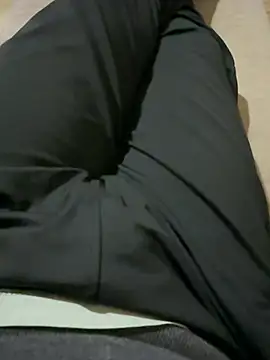 Snapshot of reelciii21 chatting on February 2025 09:42:01 PM reelciii21 online show from February 2025 09:42:01 PM