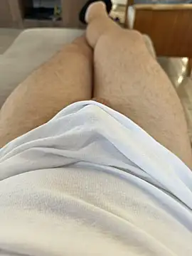 reelciii21 online show from November 2025 11:16:02 AM