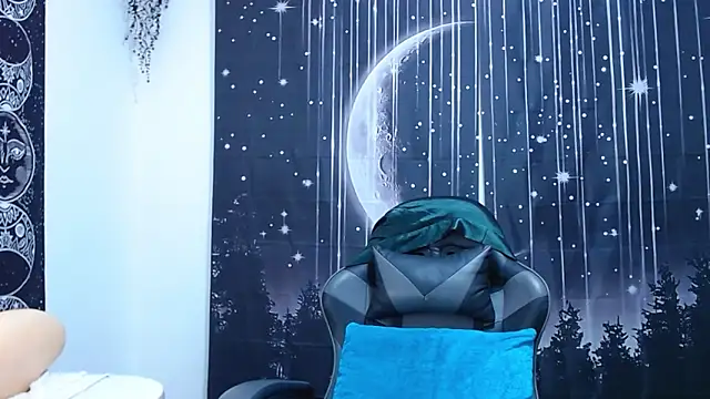 Snapshot of Hikaryfire chatting on September 2025 02:17:02 PM Hikaryfire online show from September 2025 02:17:02 PM