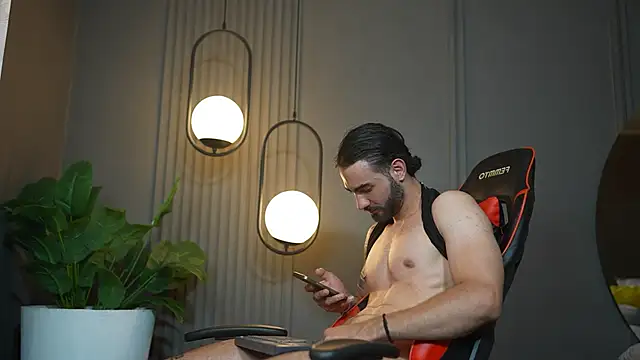 Austin bolt online show from January 2025 04:54:02 AM