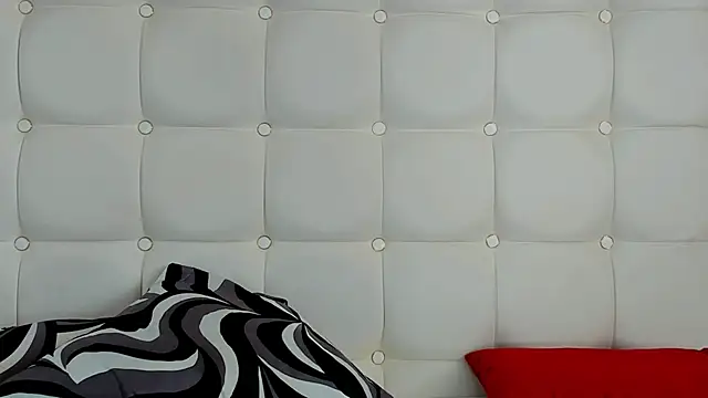 MelanieBrownn online show from February 2025 07:34:01 AM