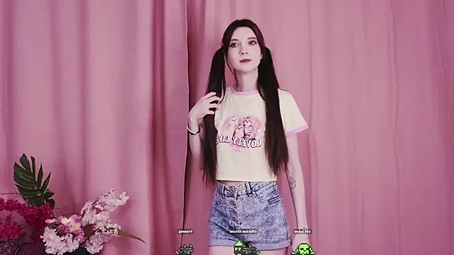 KimWilli online show from January 2025 07:14:02 PM