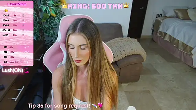 Snapshot of Angel-Ava chatting on December 2024 05:07:02 AM Angel-Ava online show from December 2024 05:07:02 AM