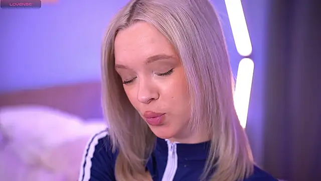  AlinaBailey online show from April 2026 08:09:02 AM