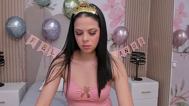 Snapshot of Sensual_Sophie_ chatting on March 2025 11:03:01 AM Sensual Sophie online show from March 2025 11:03:01 AM