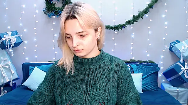 Snapshot of tendermeow chatting on December 2024 01:10:02 PM tendermeow online show from December 2024 01:10:02 PM