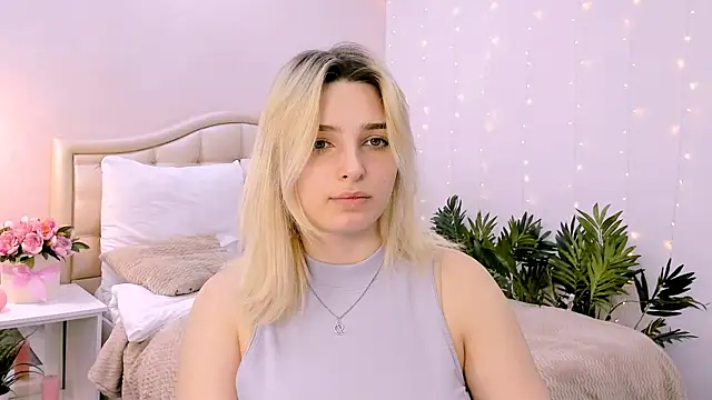 Snapshot of tendermeow chatting on January 2025 04:24:01 PM tendermeow online show from January 2025 04:24:01 PM