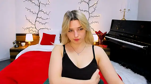 Snapshot of tendermeow chatting on February 2025 01:32:01 PM tendermeow online show from February 2025 01:32:01 PM