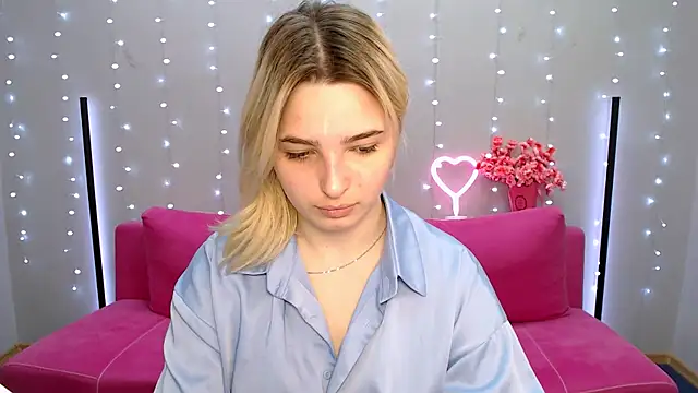 Snapshot of tendermeow chatting on March 2025 01:19:02 PM tendermeow online show from March 2025 01:19:02 PM