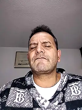 RogueTraveler online show from November 2025 04:11:02 AM