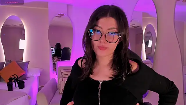 AmberFarrell online show from April 2026 08:06:02 PM