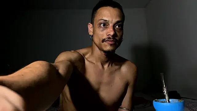 Snapshot of villanocat chatting on December 2024 12:14:02 AM villanocat online show from December 2024 12:14:02 AM