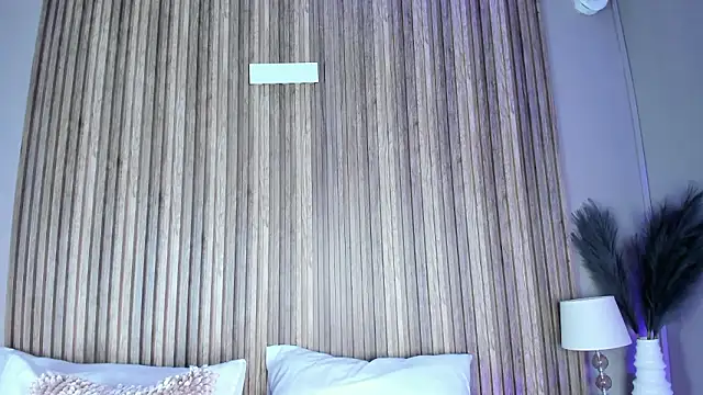 HannaPaola online show from February 2026 11:21:02 PM