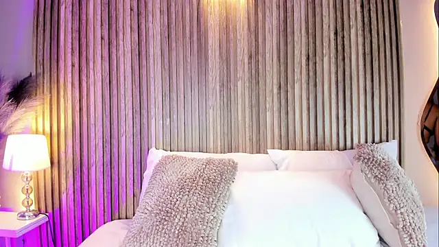 HannaPaola online show from March 2026 10:26:02 PM