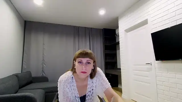 Snapshot of Daniella_Lorente chatting on October 2025 06:18:02 PM Daniella Lorente online show from October 2025 06:18:02 PM