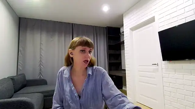 Snapshot of Daniella_Lorente chatting on October 2025 10:50:01 PM Daniella Lorente online show from October 2025 10:50:01 PM