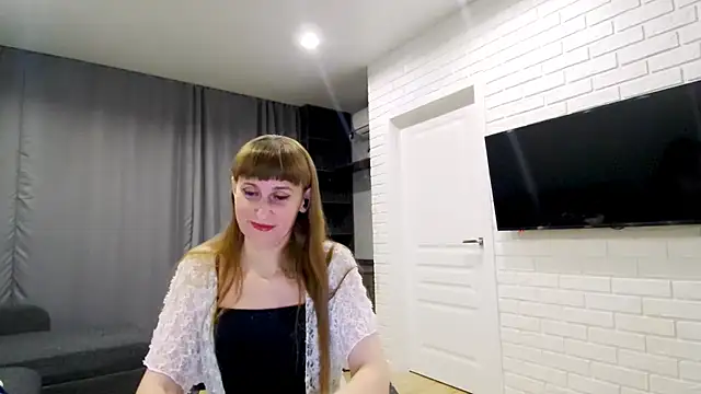 Snapshot of Daniella_Lorente chatting on November 2025 09:04:01 PM Daniella Lorente online show from November 2025 09:04:01 PM