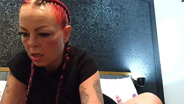 rileyraerhoads online show from October 2025 01:17:01 AM