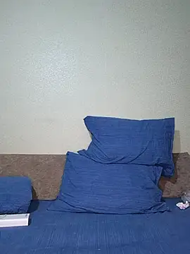 Snapshot of Anna_Curvy chatting on November 2025 02:22:02 AM Anna Curvy online show from November 2025 02:22:02 AM