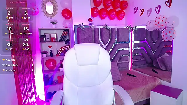 Snapshot of AliceWalker_11 chatting on February 2025 02:31:01 AM AliceWalker 11 online show from February 2025 02:31:01 AM