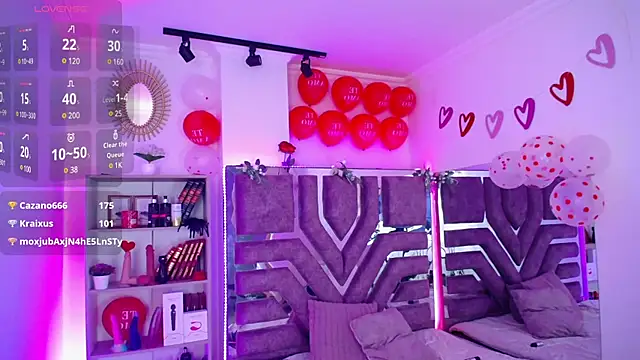 Snapshot of AliceWalker_11 chatting on February 2025 02:29:01 AM AliceWalker 11 online show from February 2025 02:29:01 AM