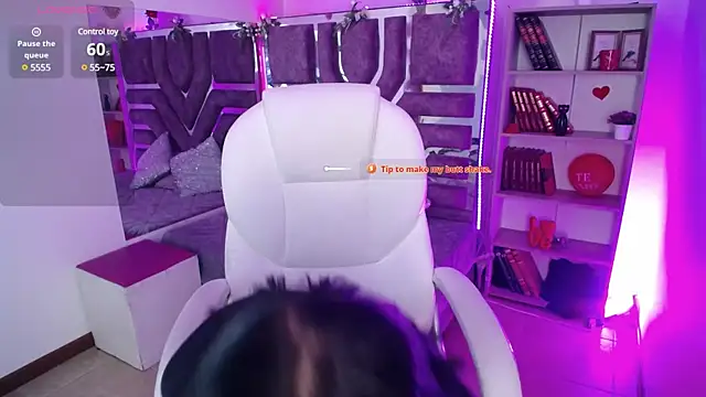 Snapshot of AliceWalker_11 chatting on March 2025 08:16:01 PM AliceWalker 11 online show from March 2025 08:16:01 PM