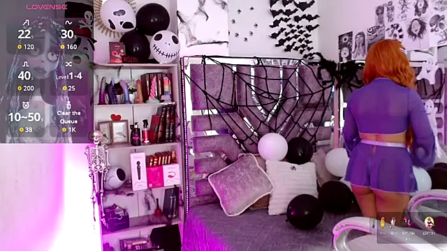 Snapshot of AliceWalker_11 chatting on October 2025 08:16:02 PM AliceWalker 11 online show from October 2025 08:16:02 PM