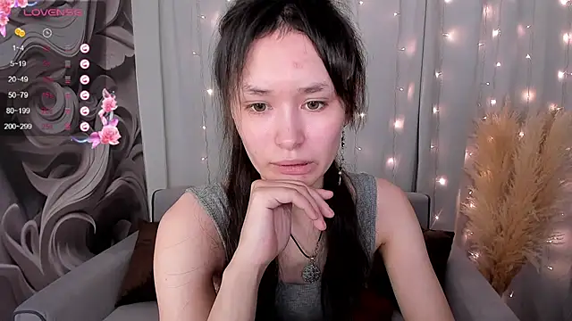 Emily Strikeee online show from January 2025 09:27:01 AM