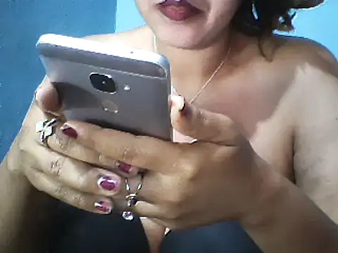 layanah12 online show from February 2025 03:33:01 AM