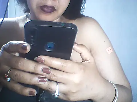 Snapshot of layanah12 chatting on July 2026 10:49:02 PM layanah12 online show from July 2026 10:49:02 PM