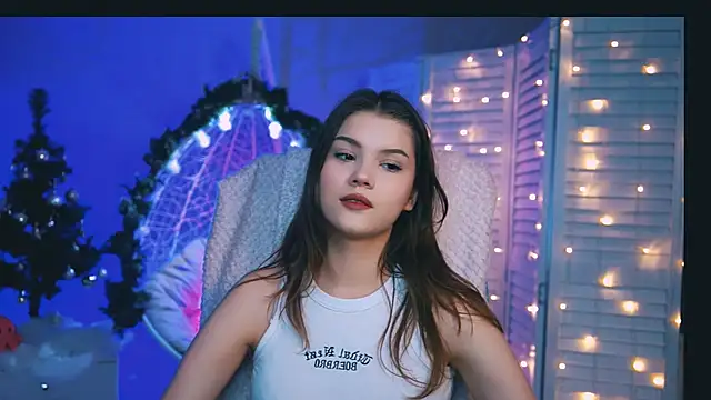 EvaThopson online show from December 2024 10:34:02 AM