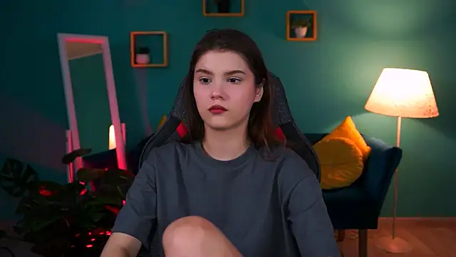 EvaThopson online show from January 2025 12:10:01 PM