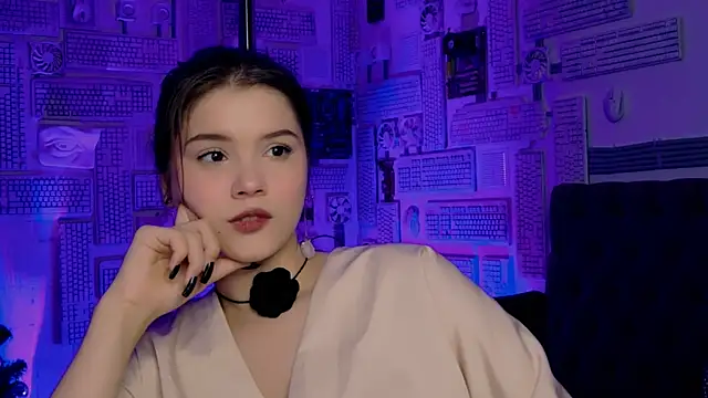 EvaThopson online show from February 2025 03:07:01 PM