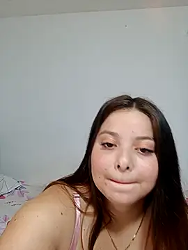 Emawalker  online show from January 2026 08:25:01 PM