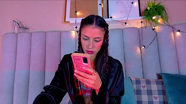 ChanelAdamss  online show from October 2025 03:18:01 AM