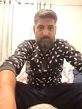 Calin251283 online show from November 2025 06:40:02 PM