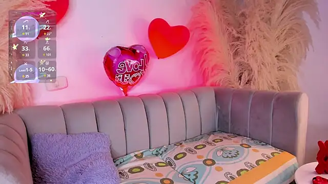 cloe sirena online show from February 2025 06:44:01 PM